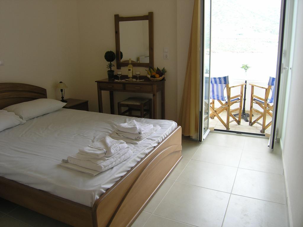 Psaropoula Hotell Bali  Rum bild